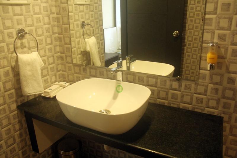 ديغا Hotel Ambalika المظهر الخارجي الصورة